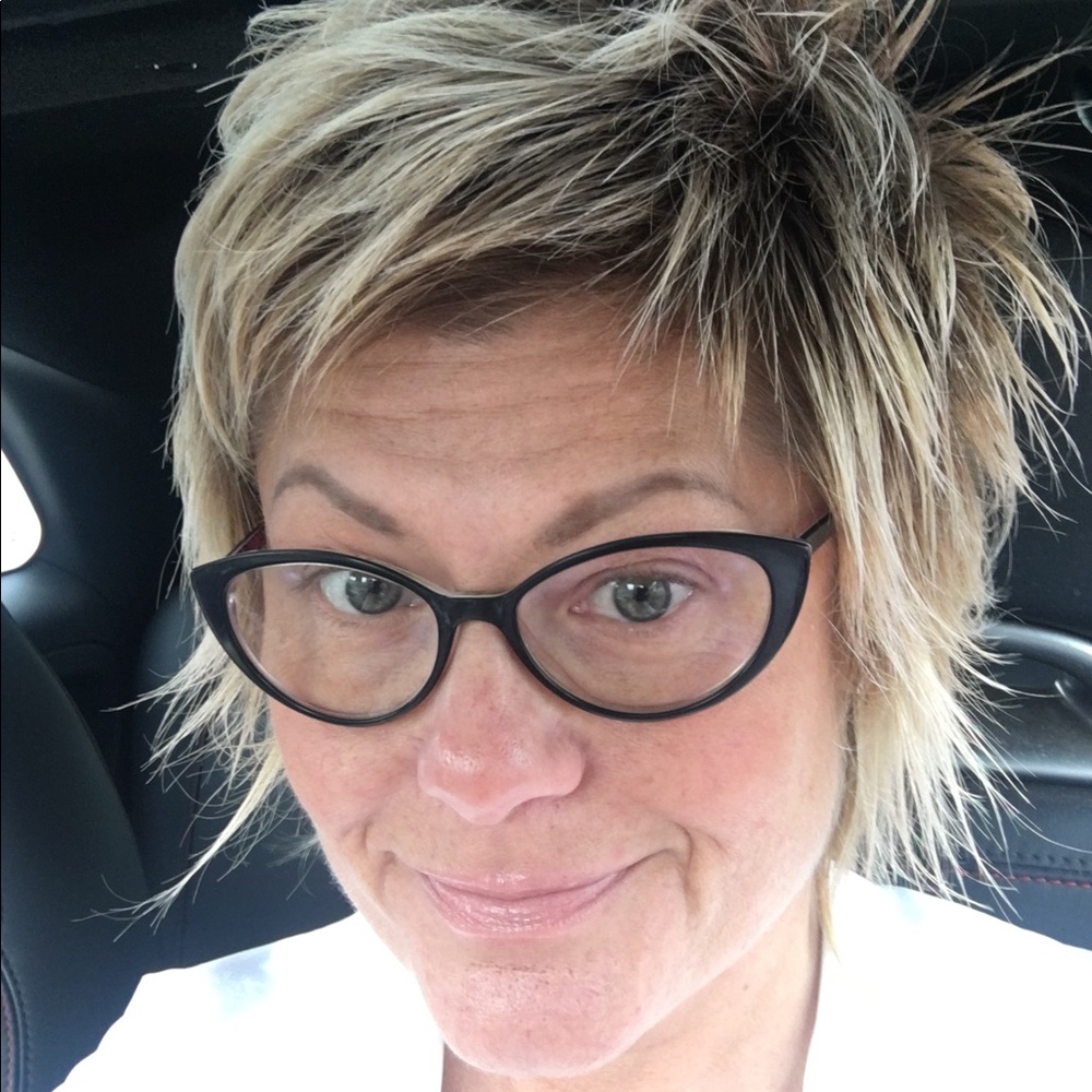 Meet your Posher, Kristine